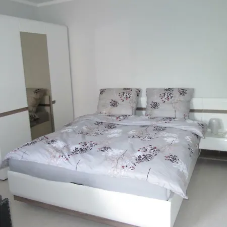 Apartament Z Balkonem Przy Latarni 150M Od Morza Kolobrzeg Exterior photo