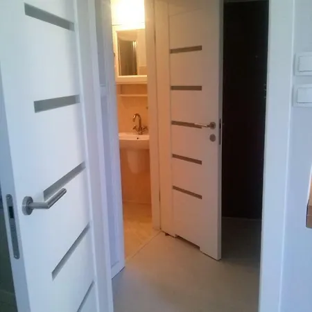 Apartament Z Balkonem Przy Latarni 150M Od Morza Kolobrzeg Exterior photo